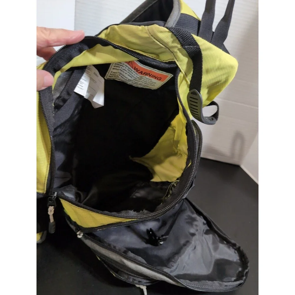 LL BEAN SLING BAG BACKPACK YELLOW/BLACK NYLON OVER THE SHOULDER BACK TO SCHOOL
